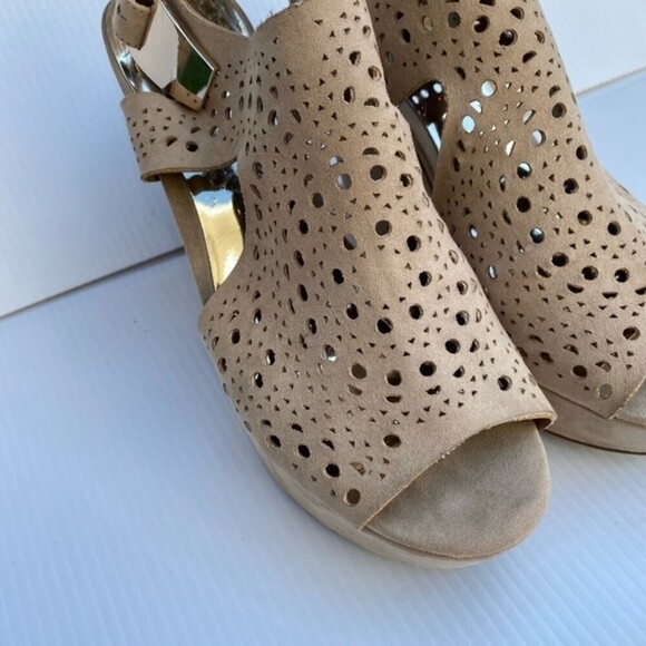 Carlos by Carlos Santana size 10 tan chunky heels used great condition - Picture 4 of 13